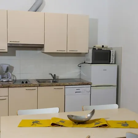 Apartment Plazibat