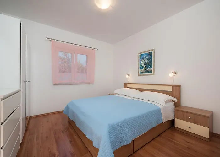 普拉兹贝特公寓