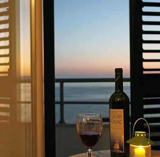 普拉兹贝特公寓 * 赫瓦尔