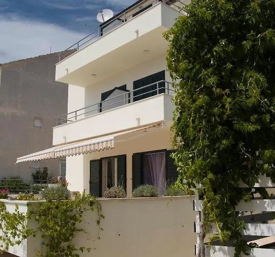 普拉兹贝特公寓 * 赫瓦尔