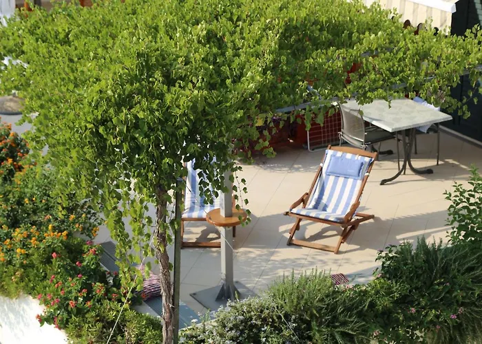 普拉兹贝特公寓 *