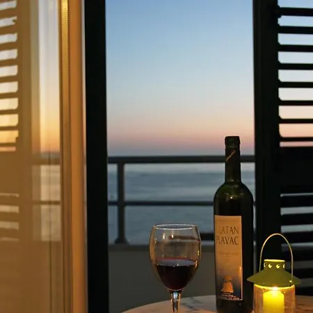 普拉兹贝特公寓 * 赫瓦尔