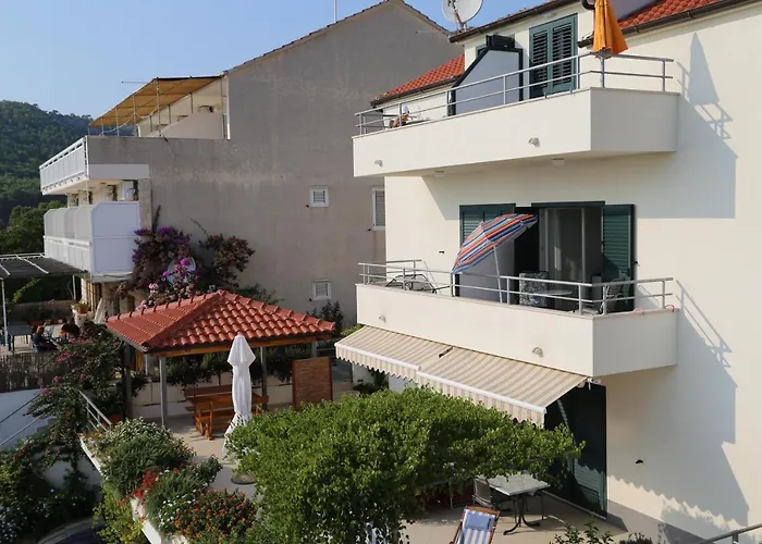 Plazibat Apartman
